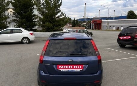 Ford Fiesta, 2005 год, 350 000 рублей, 2 фотография