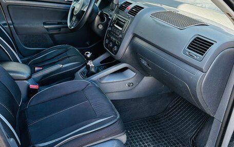 Volkswagen Golf V, 2005 год, 404 404 рублей, 16 фотография