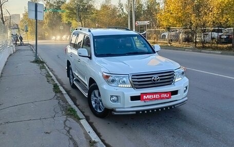 Toyota Land Cruiser 200, 2014 год, 4 300 000 рублей, 7 фотография