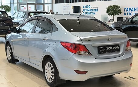 Hyundai Solaris II рестайлинг, 2011 год, 699 000 рублей, 11 фотография