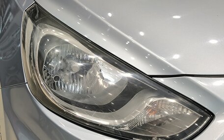 Hyundai Solaris II рестайлинг, 2011 год, 699 000 рублей, 21 фотография