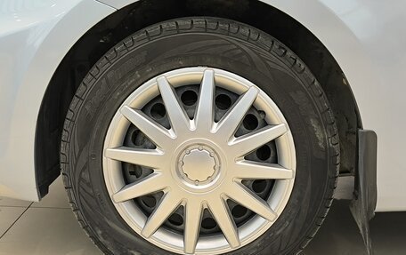 Hyundai Solaris II рестайлинг, 2011 год, 699 000 рублей, 22 фотография