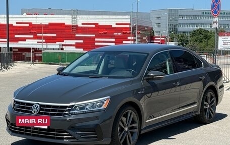 Volkswagen Passat B8 рестайлинг, 2017 год, 1 997 000 рублей, 9 фотография