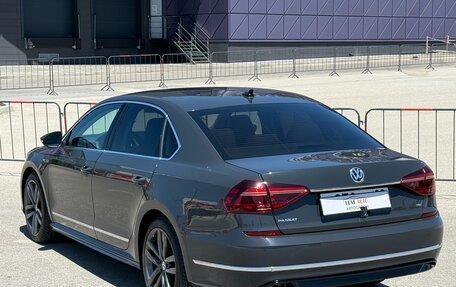 Volkswagen Passat B8 рестайлинг, 2017 год, 1 997 000 рублей, 19 фотография