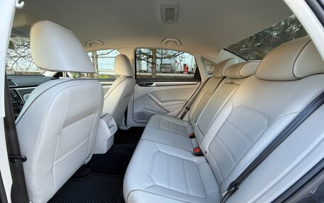 Volkswagen Passat B8 рестайлинг, 2017 год, 1 997 000 рублей, 30 фотография