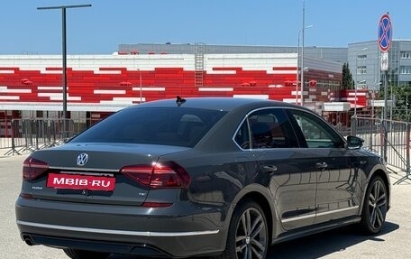 Volkswagen Passat B8 рестайлинг, 2017 год, 1 997 000 рублей, 24 фотография
