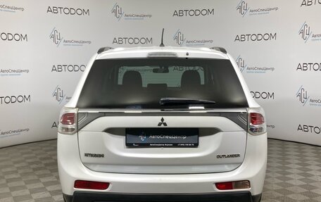 Mitsubishi Outlander III рестайлинг 3, 2013 год, 1 130 000 рублей, 6 фотография