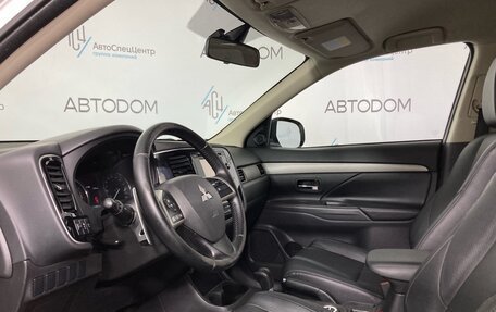 Mitsubishi Outlander III рестайлинг 3, 2013 год, 1 130 000 рублей, 10 фотография