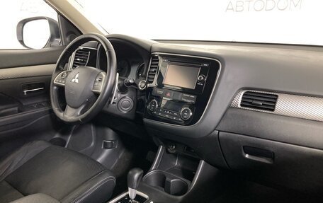 Mitsubishi Outlander III рестайлинг 3, 2013 год, 1 130 000 рублей, 12 фотография