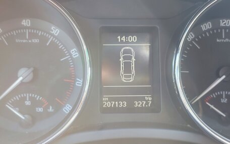 Skoda Superb III рестайлинг, 2010 год, 900 000 рублей, 14 фотография