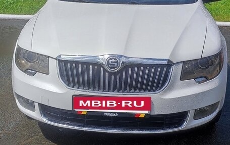 Skoda Superb III рестайлинг, 2010 год, 900 000 рублей, 15 фотография