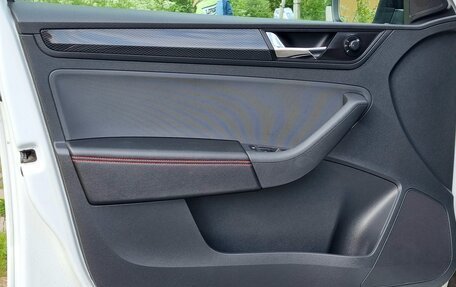 Skoda Rapid I, 2017 год, 1 280 000 рублей, 22 фотография
