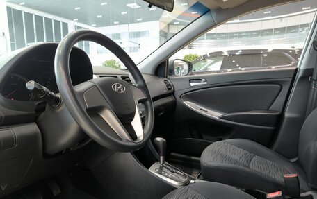 Hyundai Solaris II рестайлинг, 2015 год, 1 050 000 рублей, 20 фотография