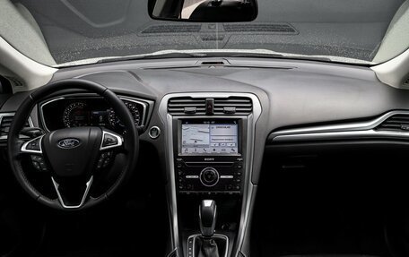 Ford Mondeo V, 2017 год, 1 799 000 рублей, 11 фотография