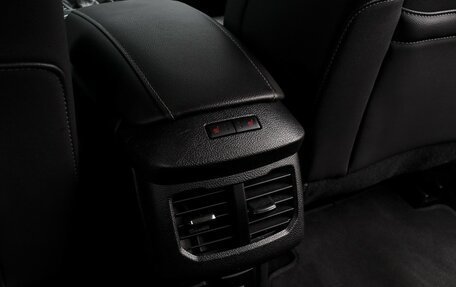 Ford Mondeo V, 2017 год, 1 799 000 рублей, 19 фотография