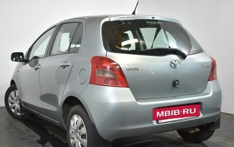 Toyota Yaris III рестайлинг, 2008 год, 529 000 рублей, 4 фотография