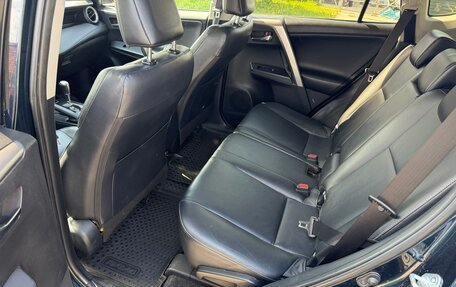 Toyota RAV4, 2018 год, 2 655 000 рублей, 12 фотография