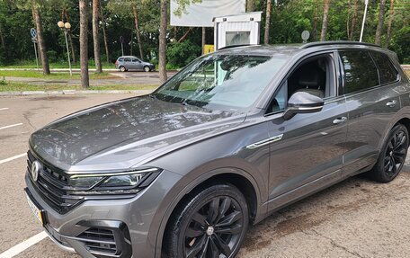 Volkswagen Touareg III, 2019 год, 4 050 000 рублей, 3 фотография