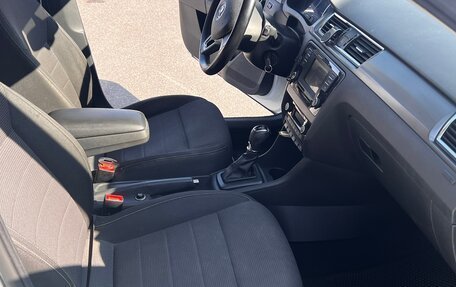 Skoda Rapid I, 2015 год, 920 000 рублей, 12 фотография