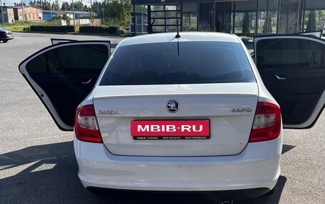 Skoda Rapid I, 2015 год, 920 000 рублей, 6 фотография