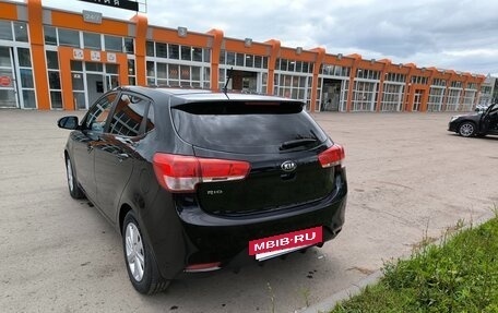 KIA Rio III рестайлинг, 2015 год, 930 000 рублей, 4 фотография