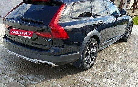 Volvo V90 Cross Country I рестайлинг, 2018 год, 2 600 000 рублей, 17 фотография