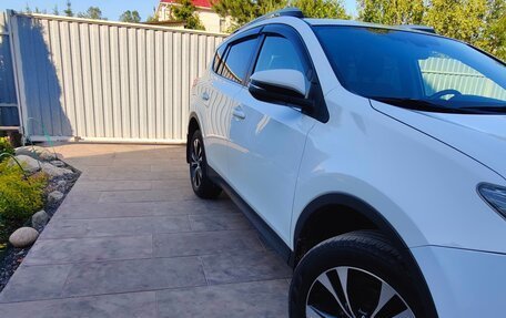Toyota RAV4, 2015 год, 2 400 000 рублей, 12 фотография
