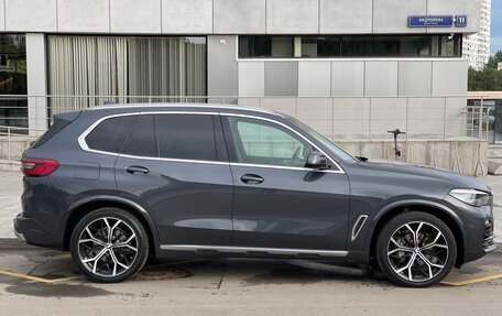 BMW X5, 2018 год, 5 989 000 рублей, 2 фотография
