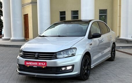 Volkswagen Polo VI (EU Market), 2016 год, 1 050 000 рублей, 1 фотография