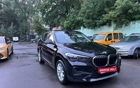 BMW X1, 2020 год, 2 800 000 рублей, 2 фотография