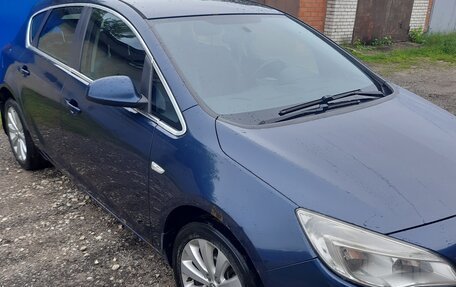Opel Astra J, 2011 год, 620 000 рублей, 5 фотография