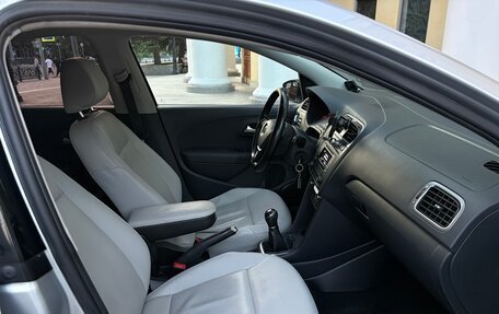 Volkswagen Polo VI (EU Market), 2016 год, 1 050 000 рублей, 16 фотография