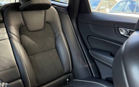 Volvo XC60 II, 2018 год, 3 550 000 рублей, 11 фотография