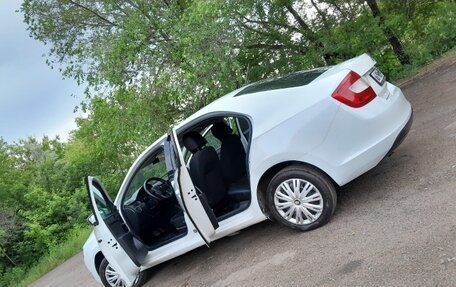 Skoda Rapid I, 2016 год, 800 000 рублей, 2 фотография