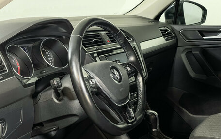 Volkswagen Tiguan II, 2018 год, 1 747 000 рублей, 13 фотография