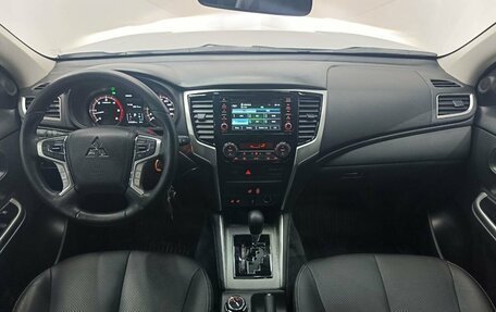 Mitsubishi L200 IV рестайлинг, 2021 год, 4 091 000 рублей, 9 фотография
