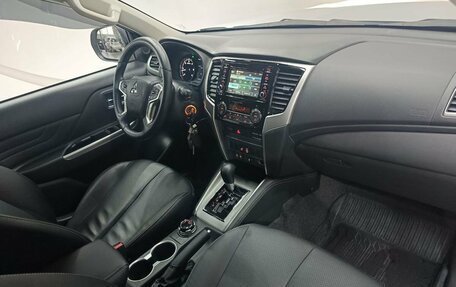 Mitsubishi L200 IV рестайлинг, 2021 год, 4 091 000 рублей, 12 фотография