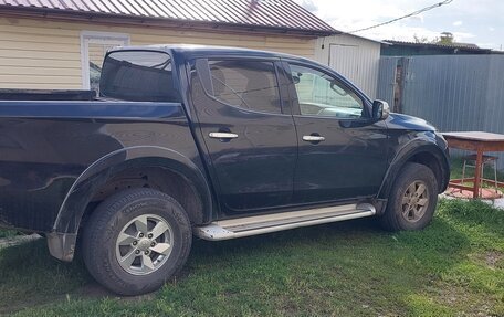 Mitsubishi L200 IV рестайлинг, 2017 год, 1 500 000 рублей, 7 фотография