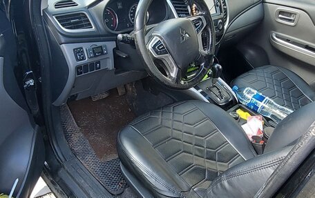 Mitsubishi L200 IV рестайлинг, 2017 год, 1 500 000 рублей, 6 фотография