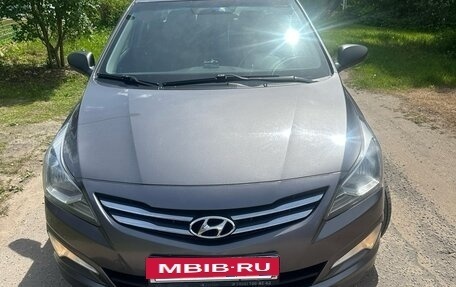 Hyundai Solaris II рестайлинг, 2014 год, 1 100 000 рублей, 2 фотография
