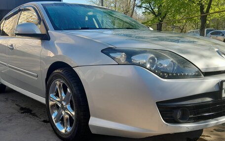 Renault Laguna III рестайлинг, 2008 год, 700 000 рублей, 3 фотография