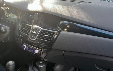 Renault Laguna III рестайлинг, 2008 год, 700 000 рублей, 23 фотография