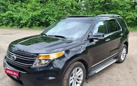 Ford Explorer VI, 2013 год, 1 850 000 рублей, 4 фотография
