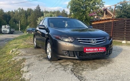 Honda Accord VIII рестайлинг, 2008 год, 1 100 000 рублей, 2 фотография