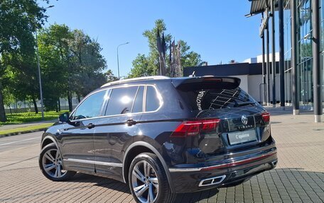 Volkswagen Tiguan II, 2022 год, 3 090 000 рублей, 8 фотография