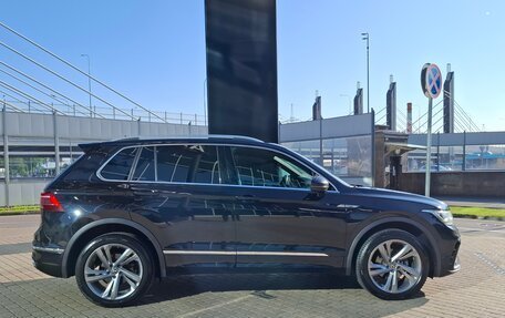 Volkswagen Tiguan II, 2022 год, 3 090 000 рублей, 7 фотография