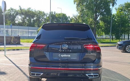Volkswagen Tiguan II, 2022 год, 3 090 000 рублей, 6 фотография
