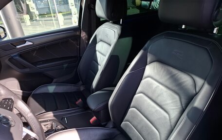 Volkswagen Tiguan II, 2022 год, 3 090 000 рублей, 14 фотография