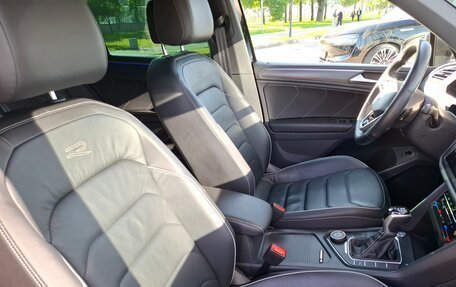 Volkswagen Tiguan II, 2022 год, 3 090 000 рублей, 21 фотография
