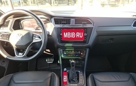Volkswagen Tiguan II, 2022 год, 3 090 000 рублей, 24 фотография
